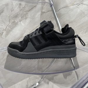 Forum x Bad Bunny Back to School black