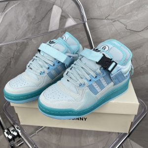 Forum x Bad Bunny Light Blue Tint